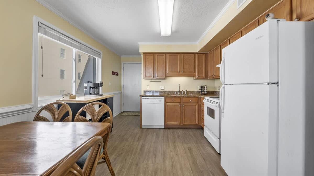 *2Br Oceanfront Retreat*King Ensuite*Pool*Nmb Cherry Grove*Pc4 Myrtle Beach Exterior photo